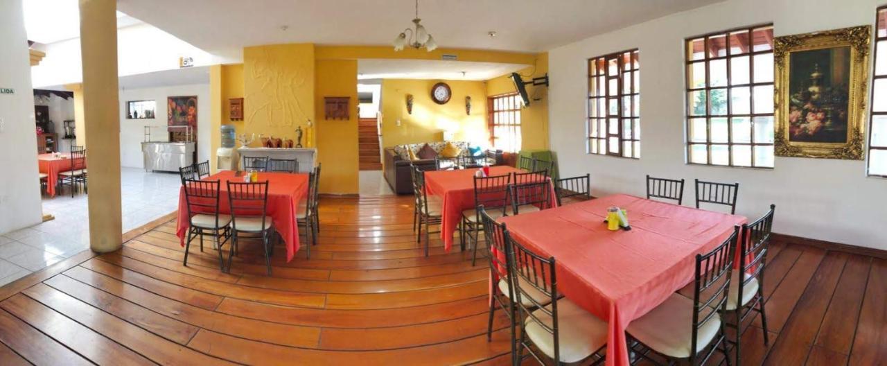 Hosteria San Carlos Tababela Exterior photo