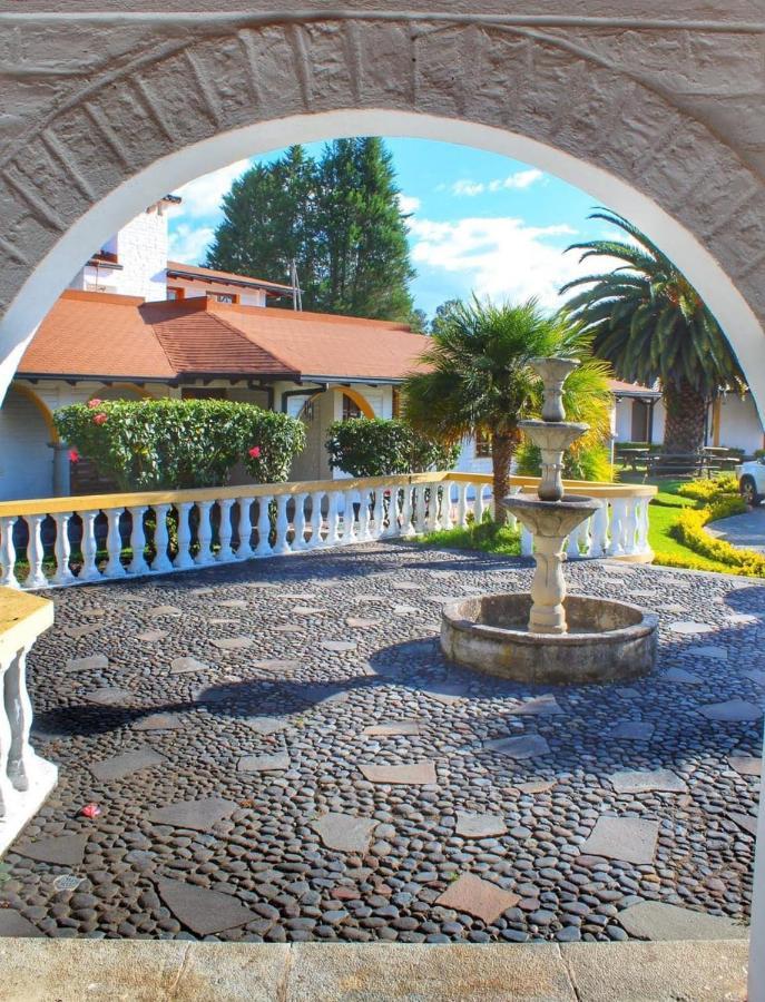 Hosteria San Carlos Tababela Exterior photo